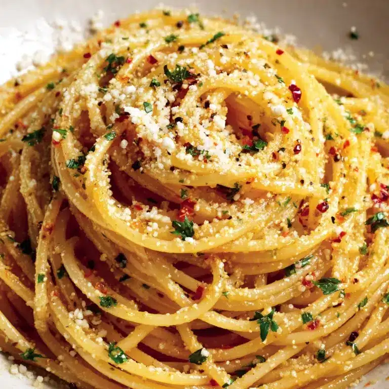 Spaghetti with Garlic and Oil (Aglio E Olio) Recipe