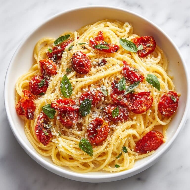 Creamy Fresh Tomato Garlic Pasta Recipe